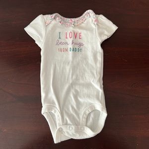 Newborn onesie 👶🏻